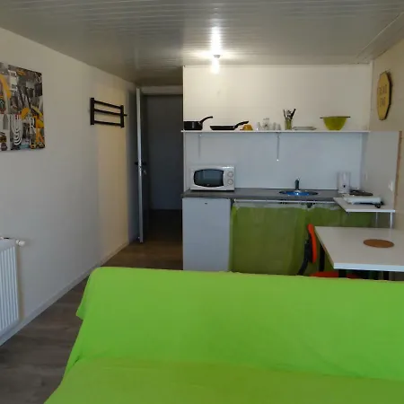 Sylvie Studio Apartment *